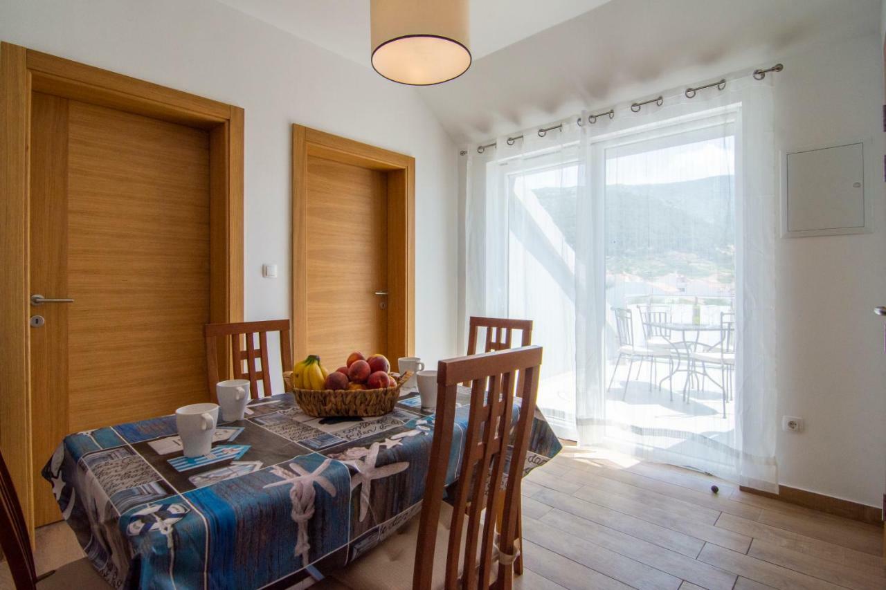 Apartments Sara โบล ภายนอก รูปภาพ